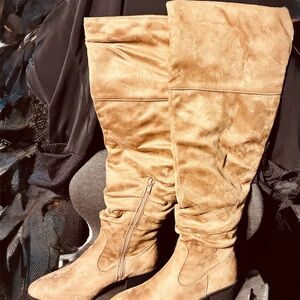 ✨ New Without Tags | Women’s Tan Suede Over-the-Knee Boots ✨